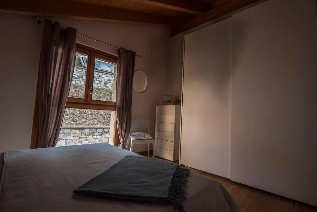 Beautiful Poolside And Stunning Lake View Gardenia Bellano Ferienhaus